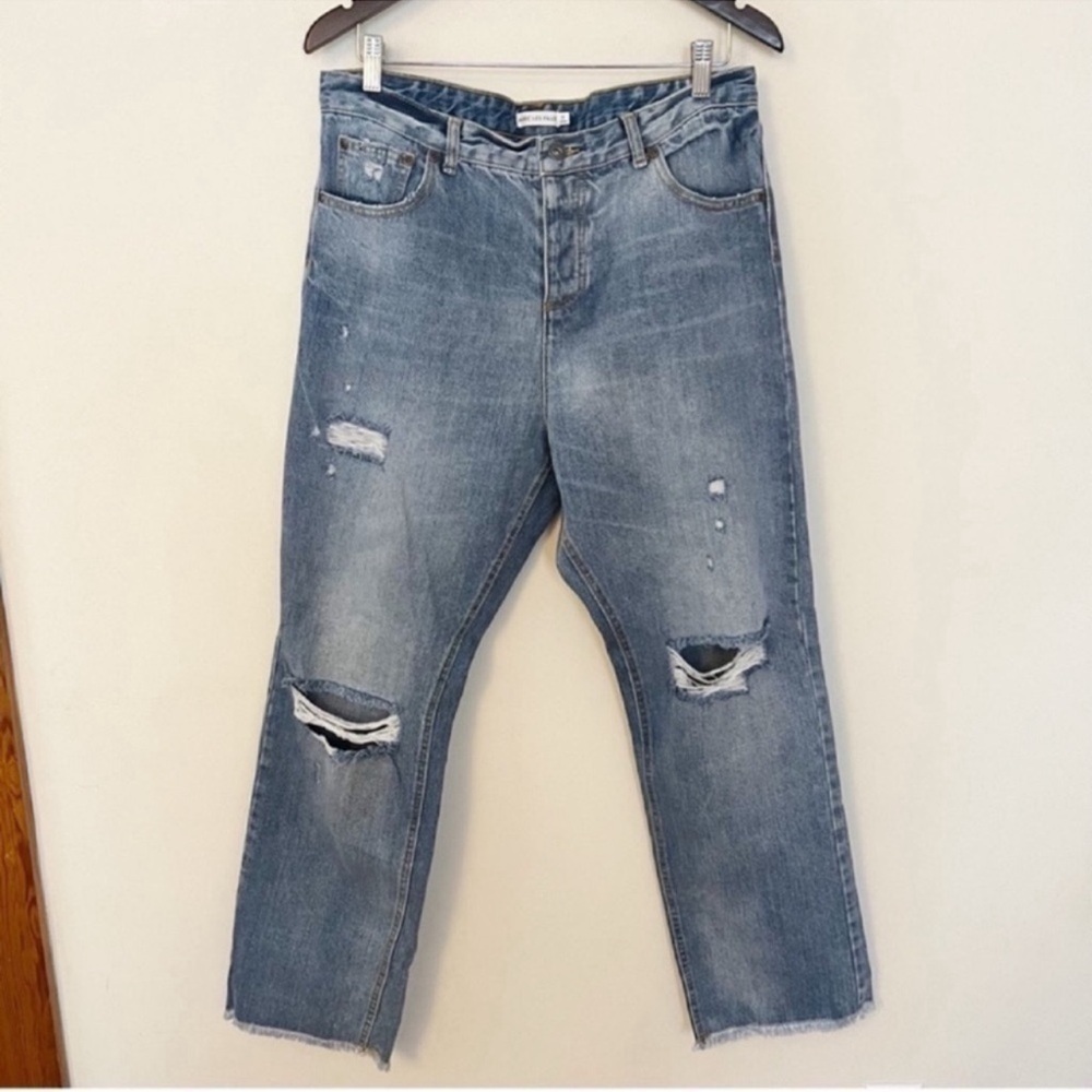 Avec Les Filles Distressed Raw Hem Straight Leg Jeans Size 31 NEW Medium Blue